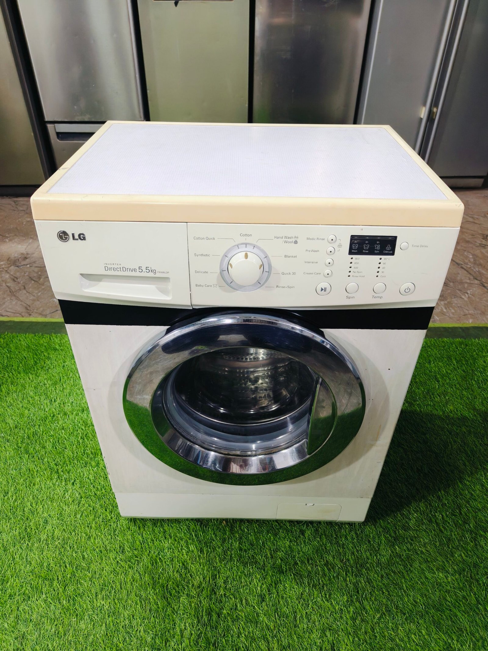 LG digital inverter direct drive 5.5 kg double colour fully automatic front load washing machine - Image 2