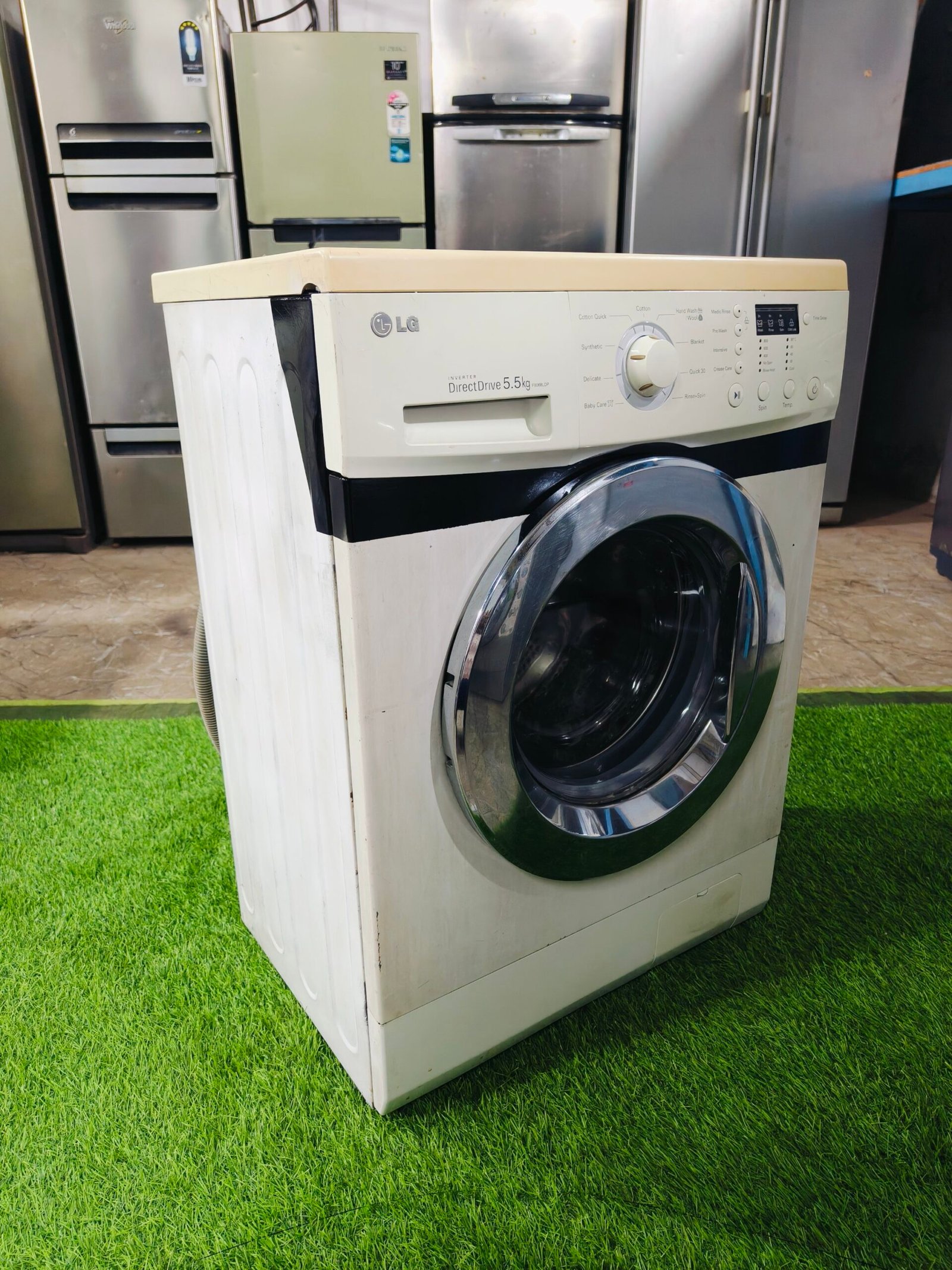 LG digital inverter direct drive 5.5 kg double colour fully automatic front load washing machine - Image 4
