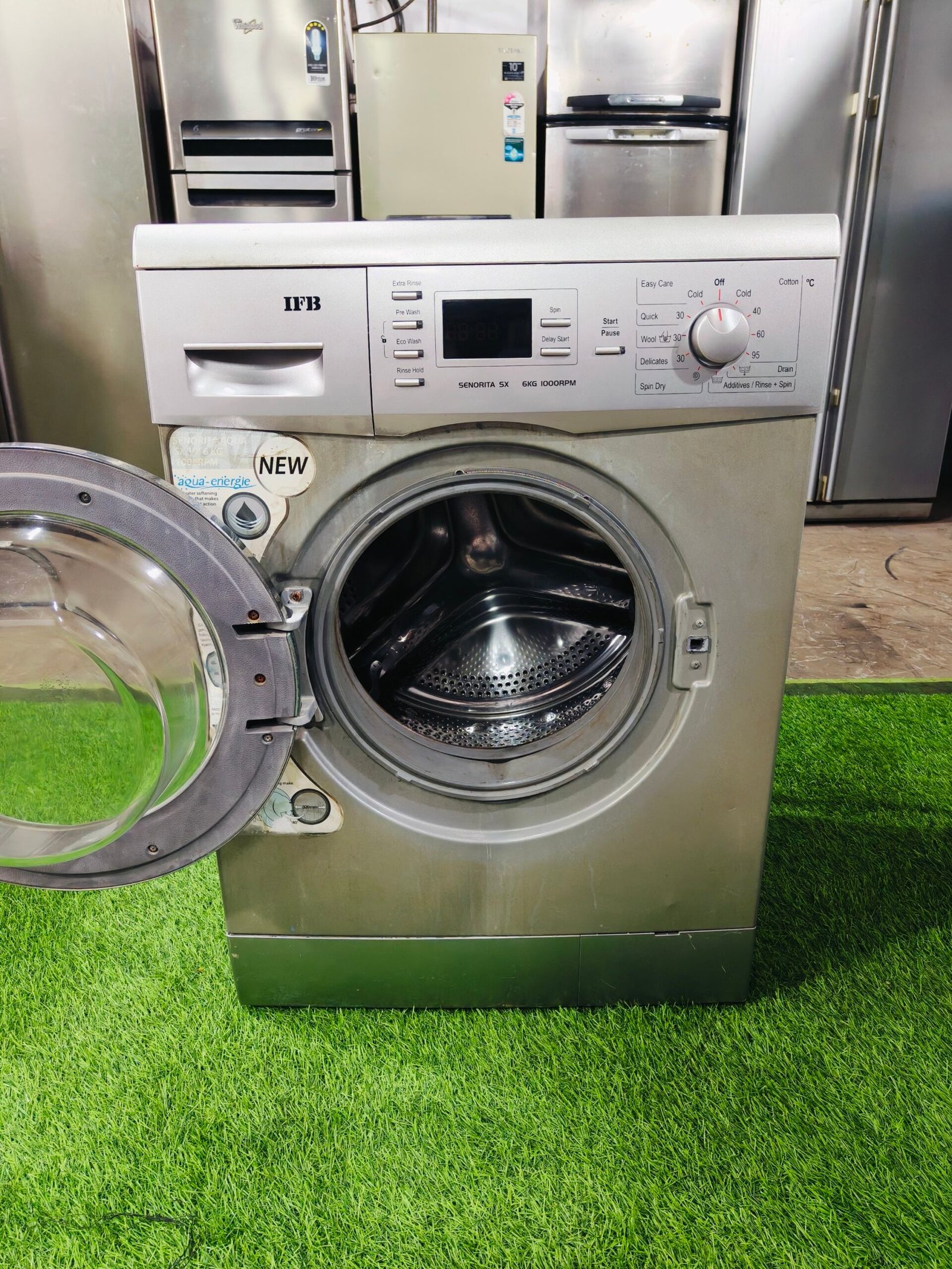 IFB senorita sx 6 kg silver in colour with fully automatic front load washing machine - Image 3