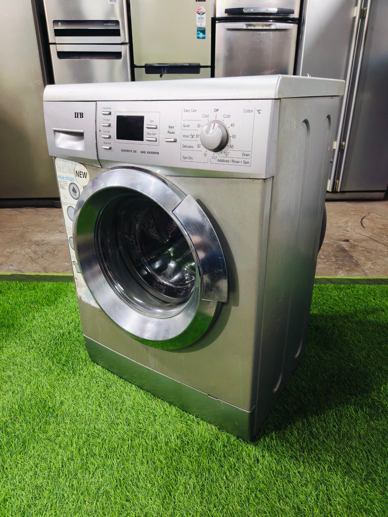IFB senorita sx 6 kg silver in colour with fully automatic front load washing machine - Image 4