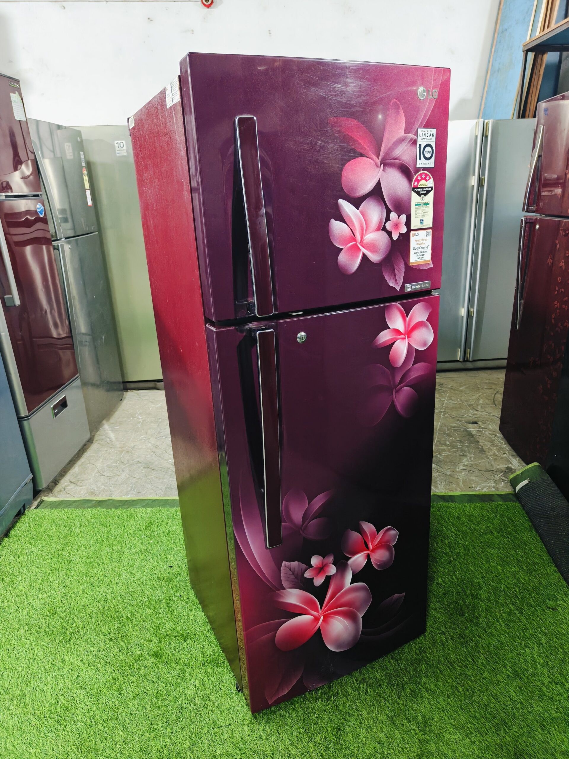 LG 4 star energy rating linear inverter with pink flower model 260 ltr gently used double door refrigerator - Image 4