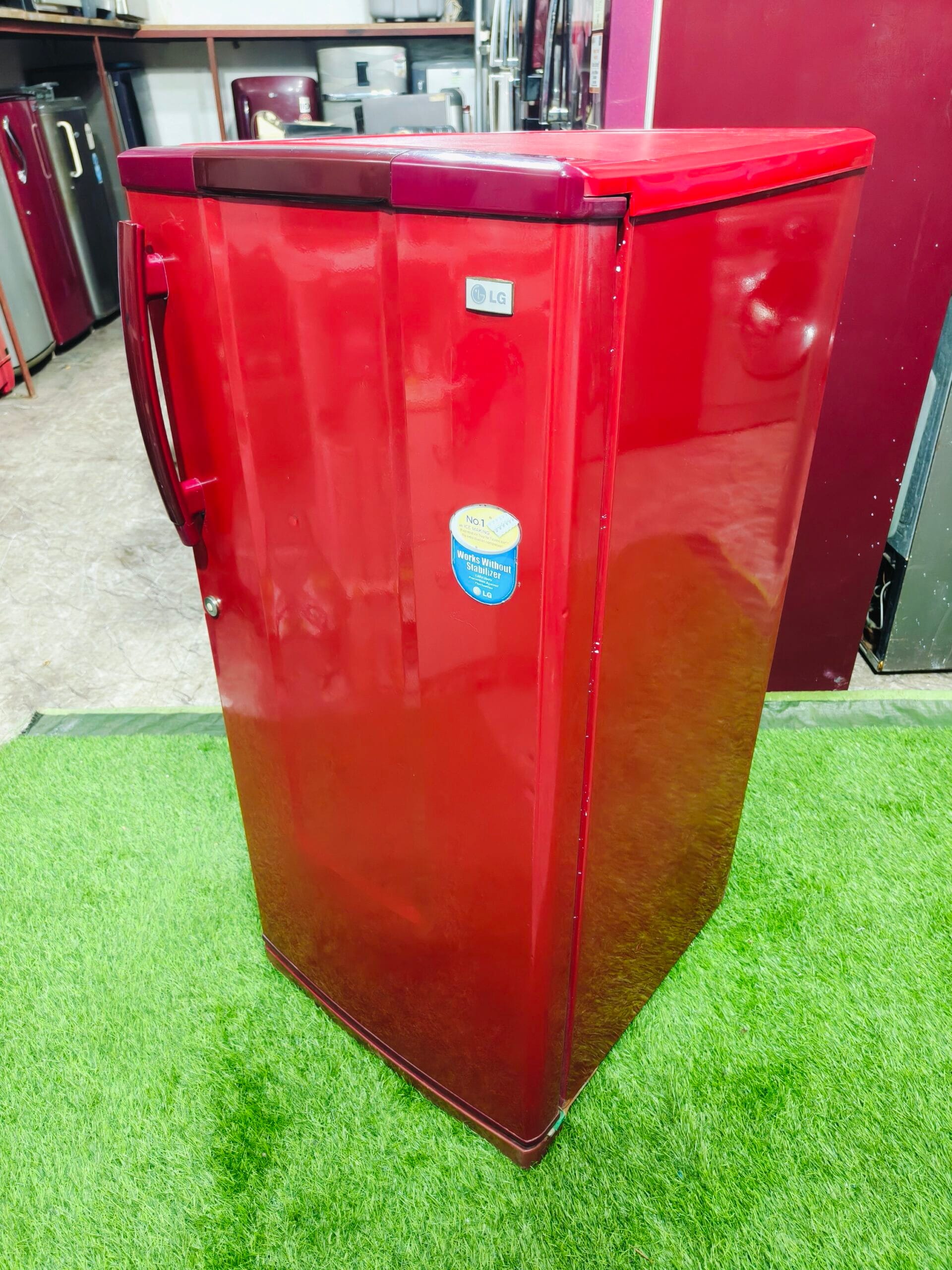 LG 4 star energy rating red in colour 190 ltr single door used refrigerator - Image 5