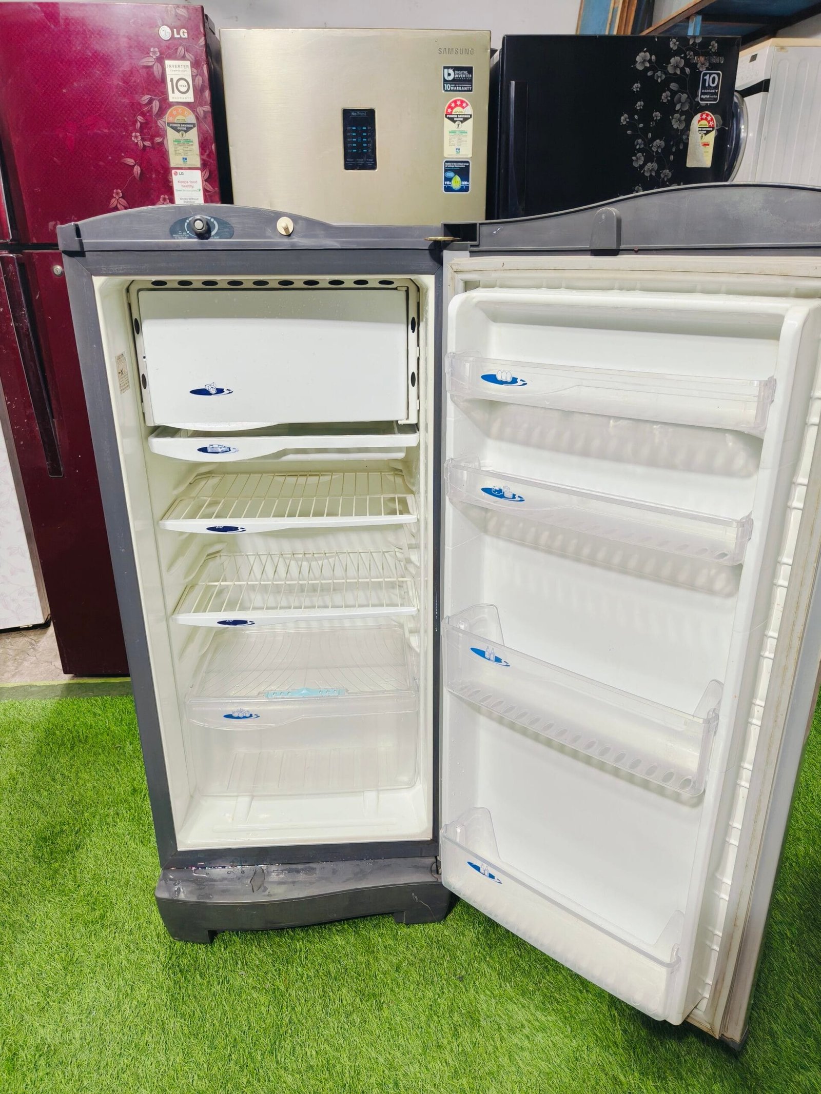 Godrej pentacool 5 star rating with base stand gently used 190 ltr single door used fridge - Image 3