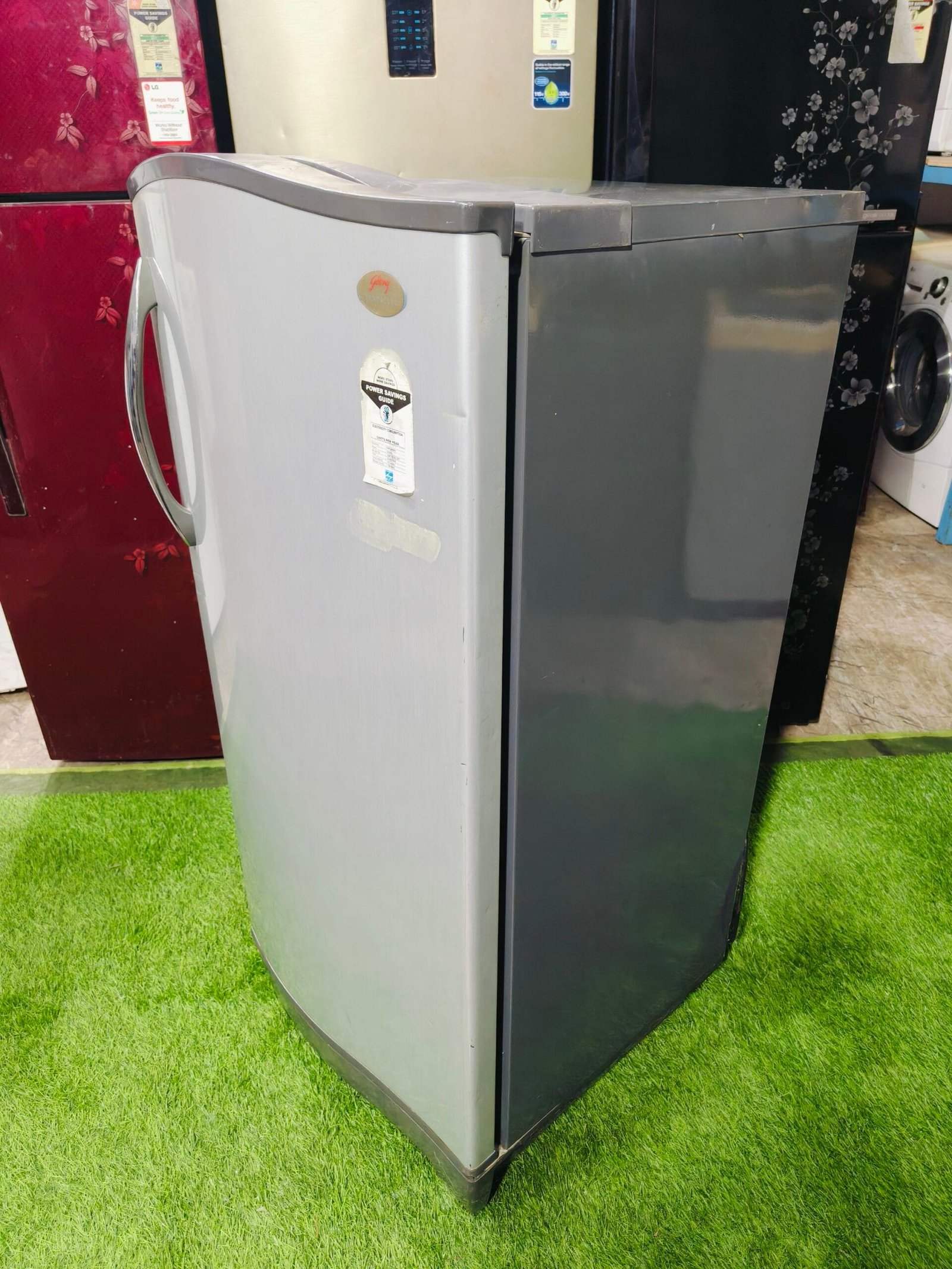 Godrej pentacool 5 star rating with base stand gently used 190 ltr single door used fridge - Image 4