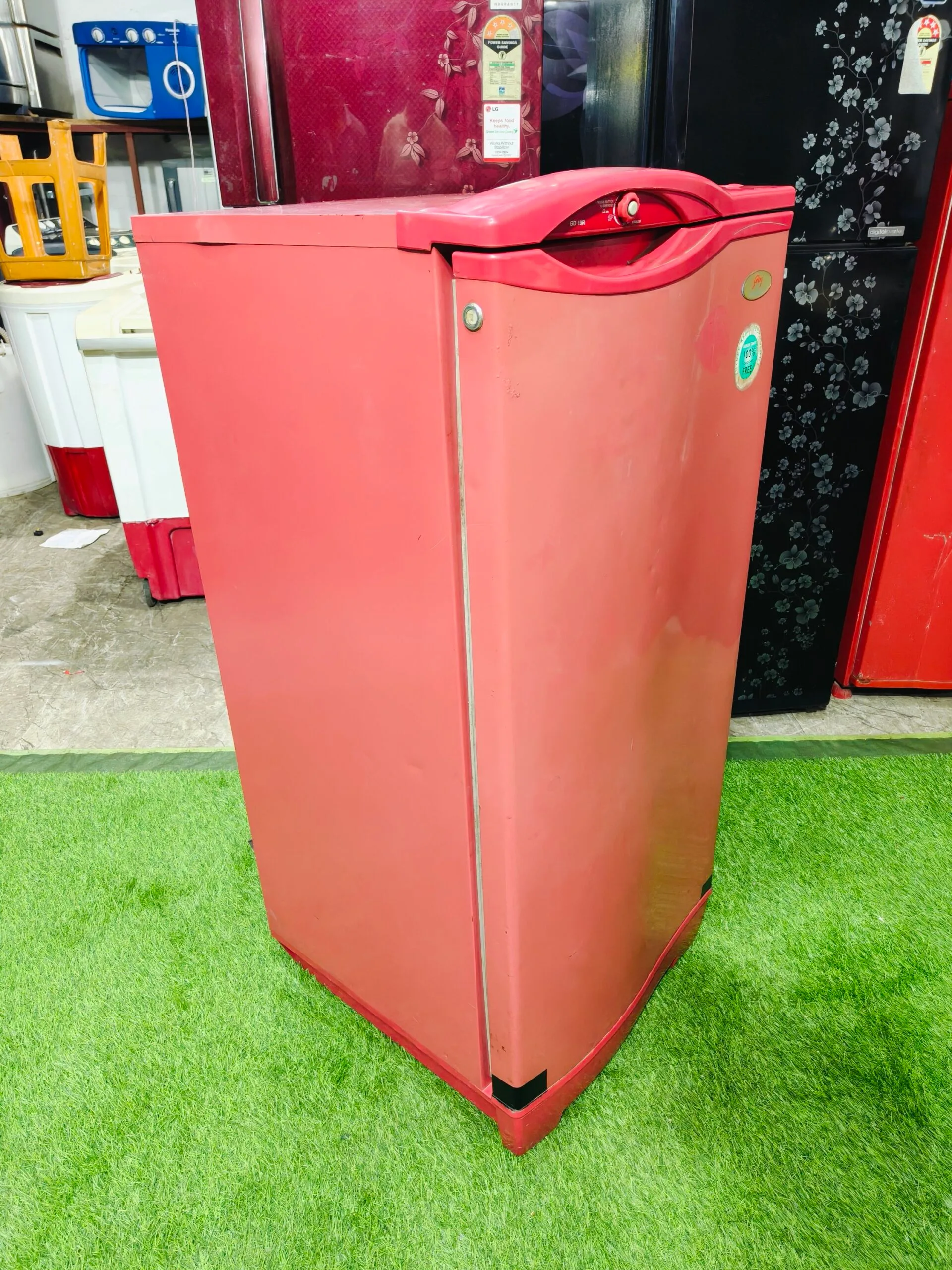 Godrej pentacool 190 ltr used single door refrigerator - Image 4