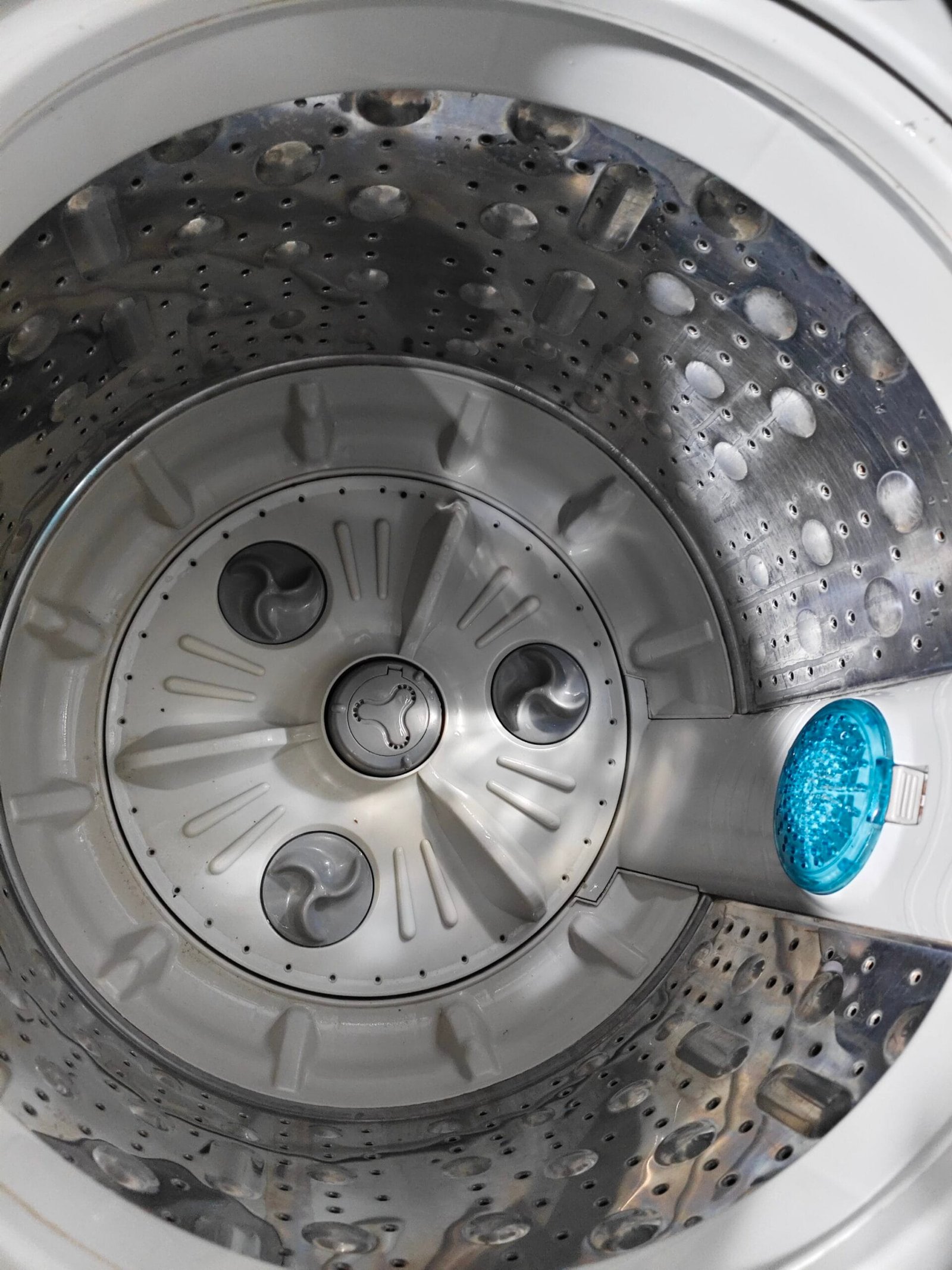 LG 10 kg Fully Automatic Top Load Washing Machine – Refurbished - Image 7