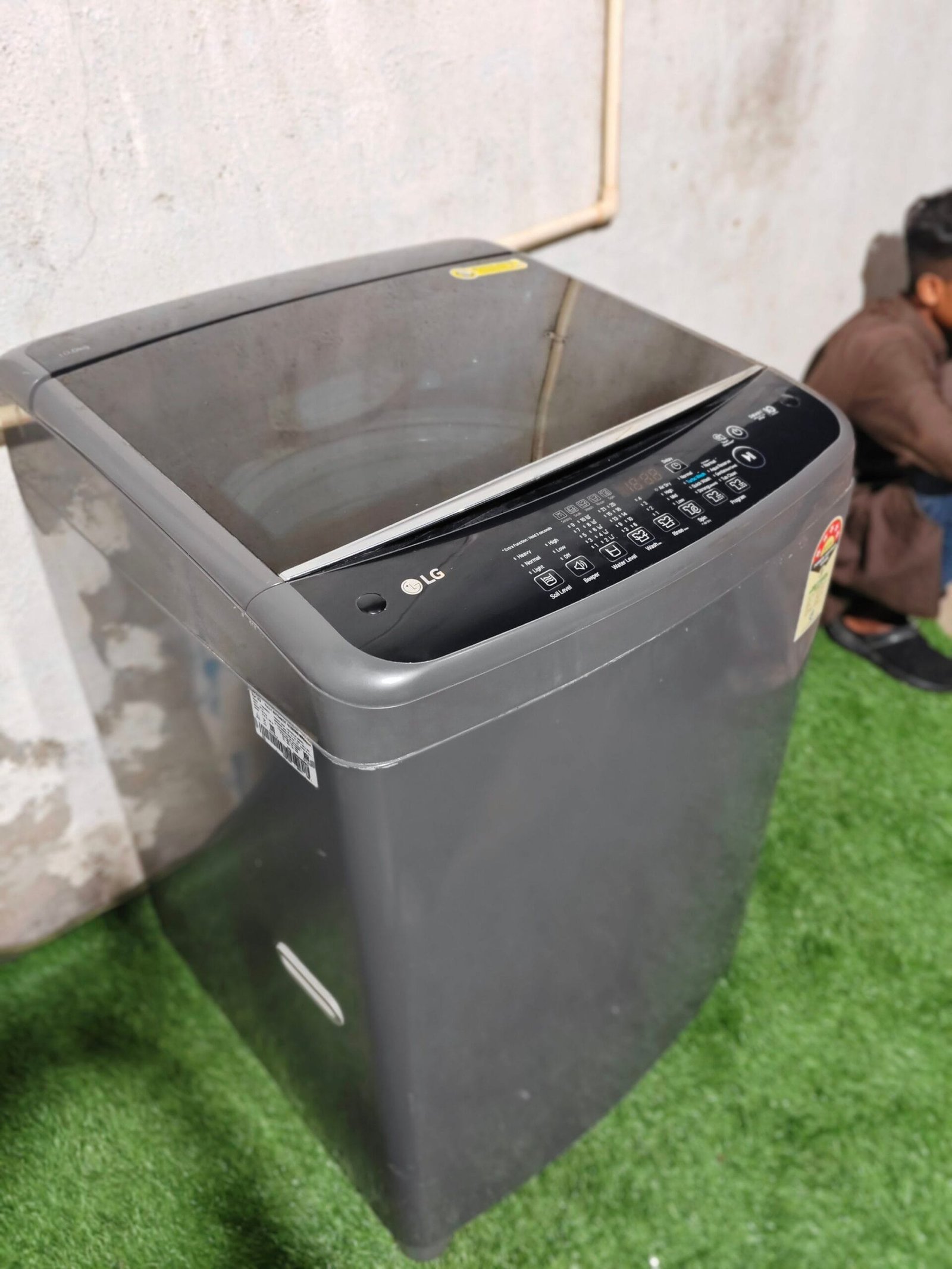 LG 10 kg Fully Automatic Top Load Washing Machine – Refurbished - Image 6