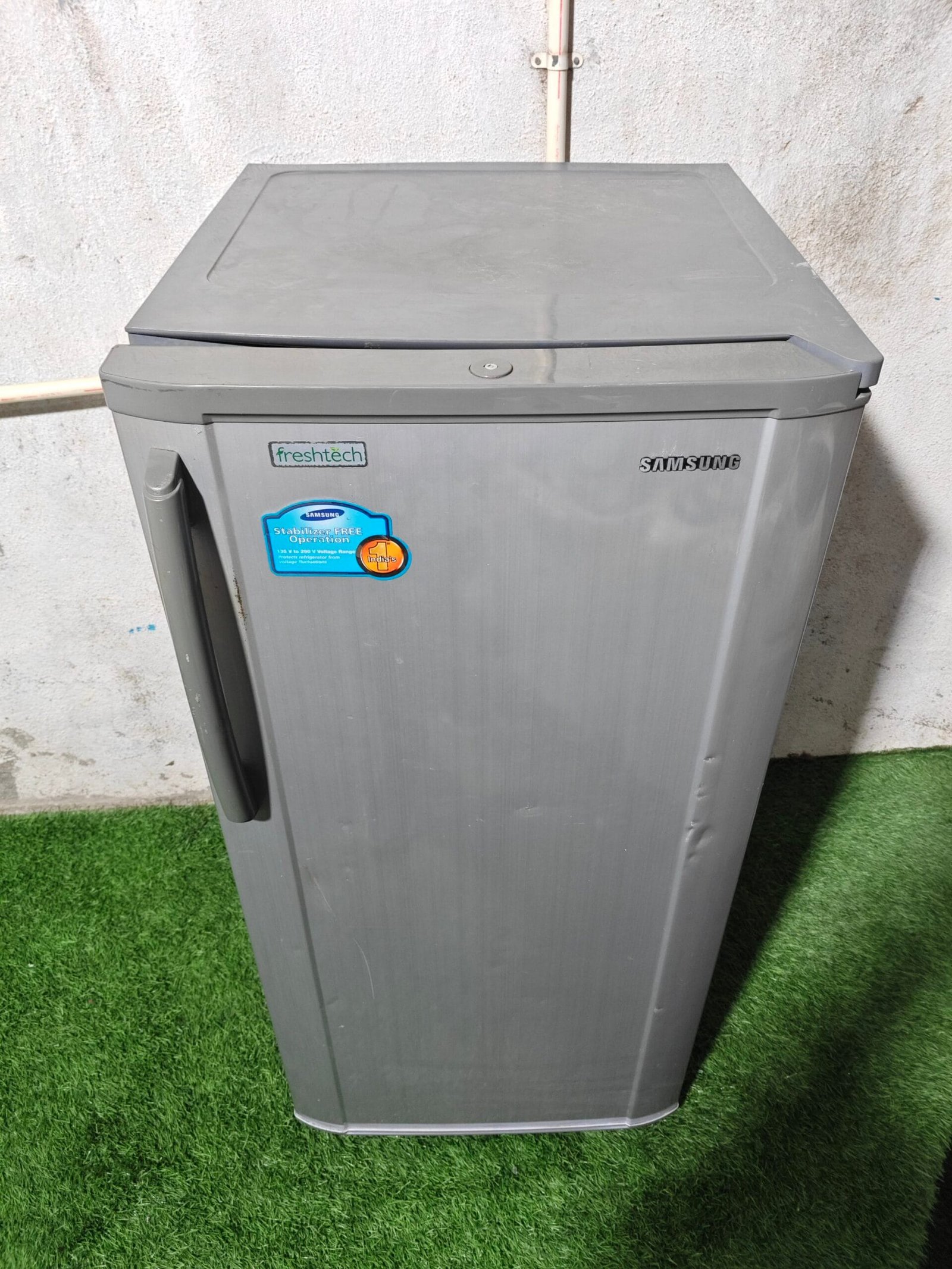 Samsung Single Door Refrigerator – Silver Finish - Image 6