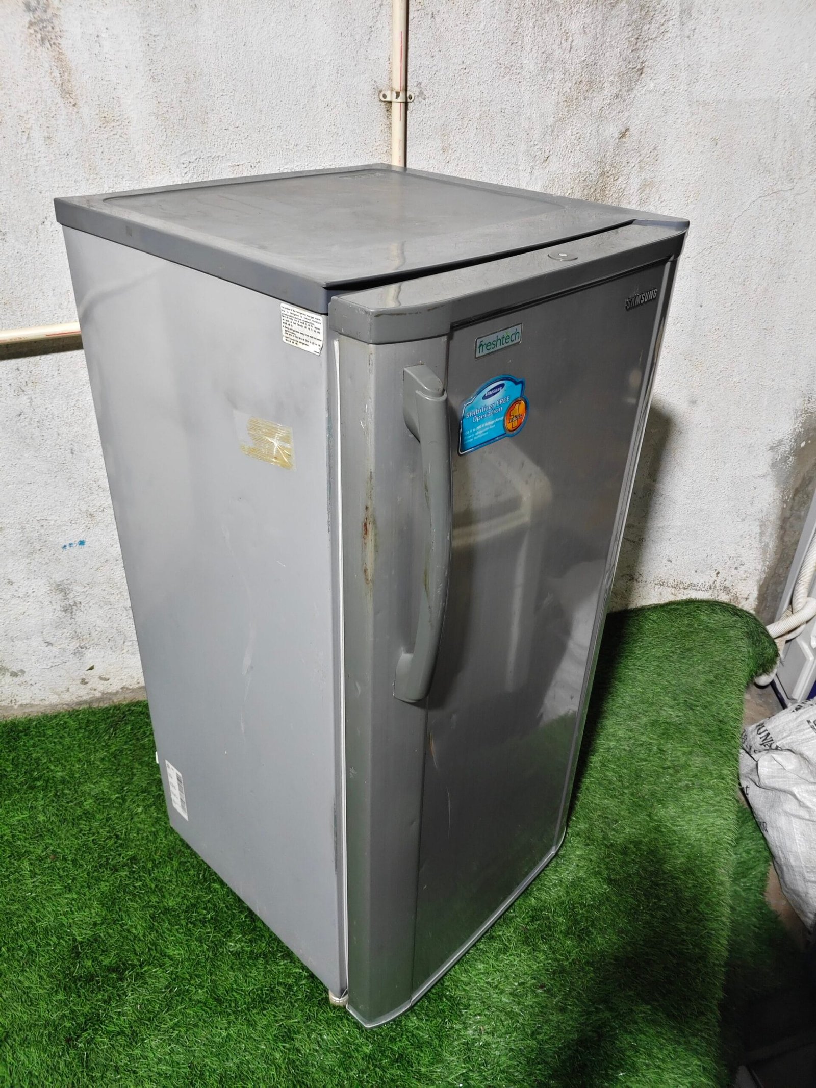 Samsung Single Door Refrigerator – Silver Finish - Image 7