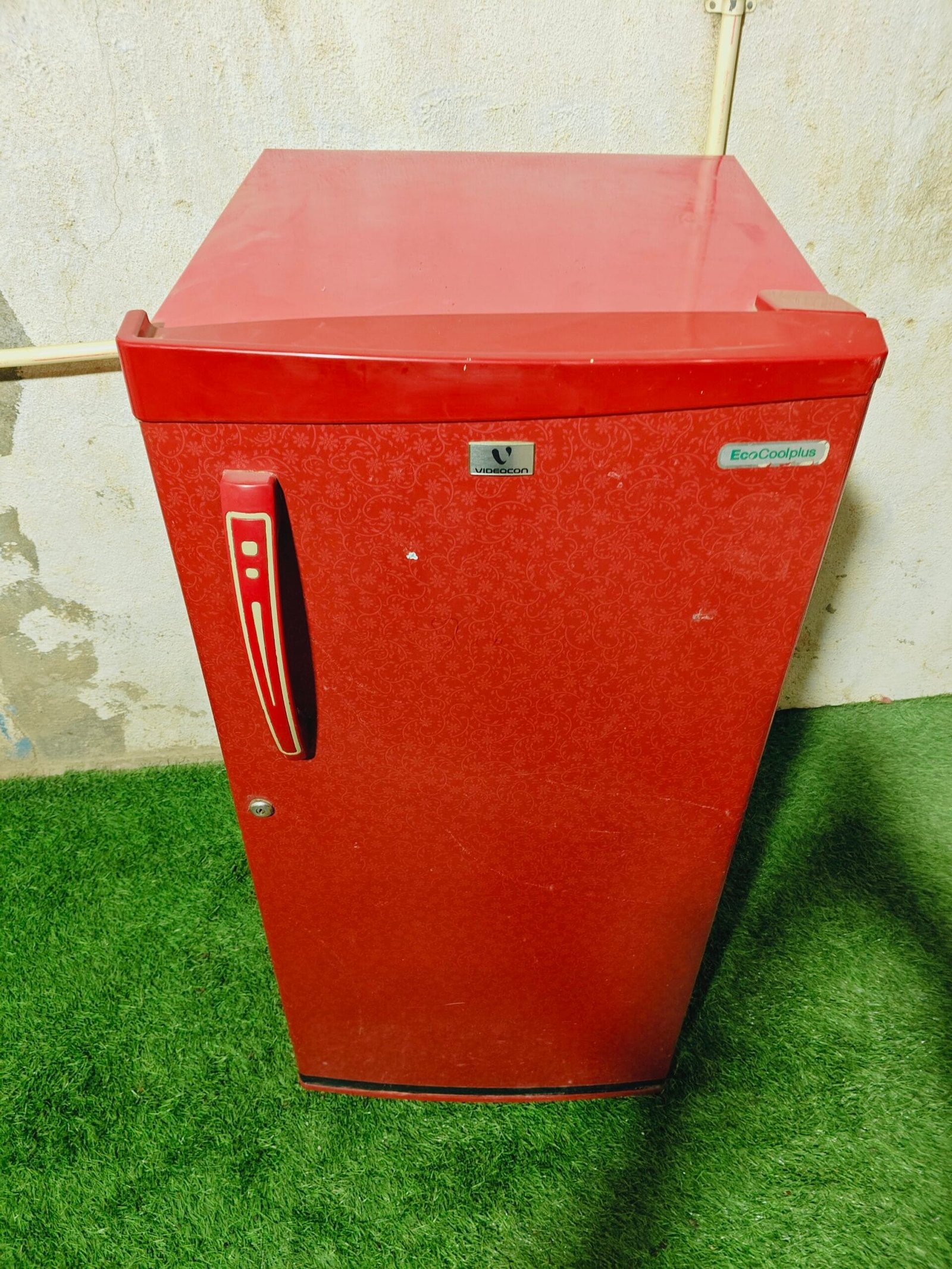 Videocon Single Door Refrigerator – Red | EcoCoolPlus - Image 2