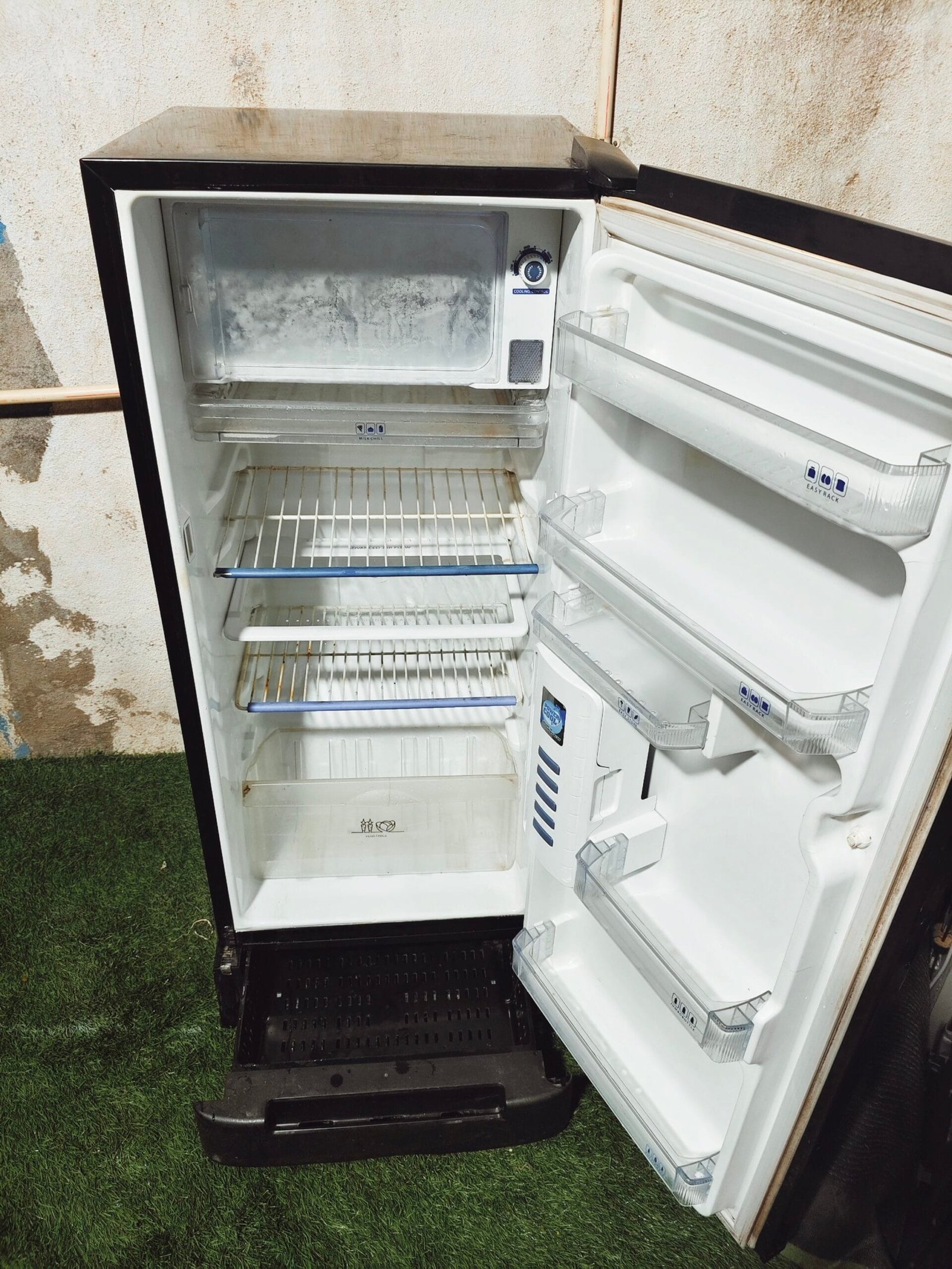 Whirlpool Single Door Refrigerator - Image 3