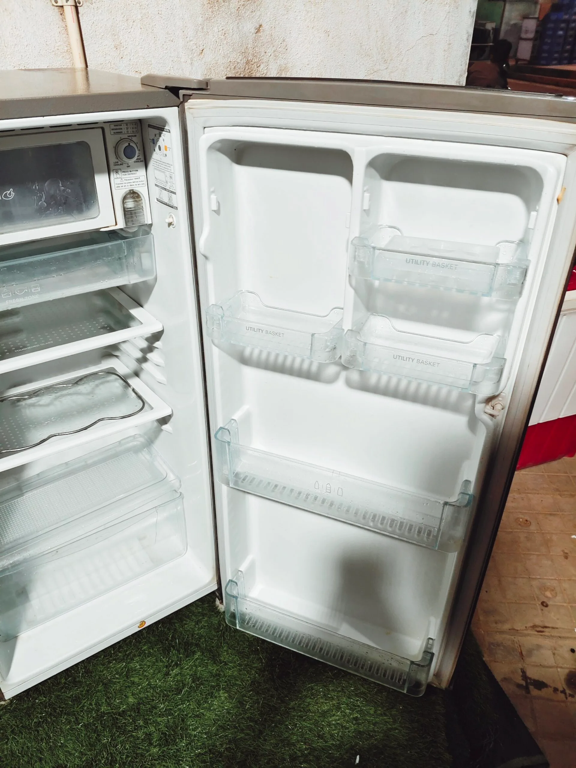 LG Single Door Refrigerator - Image 3