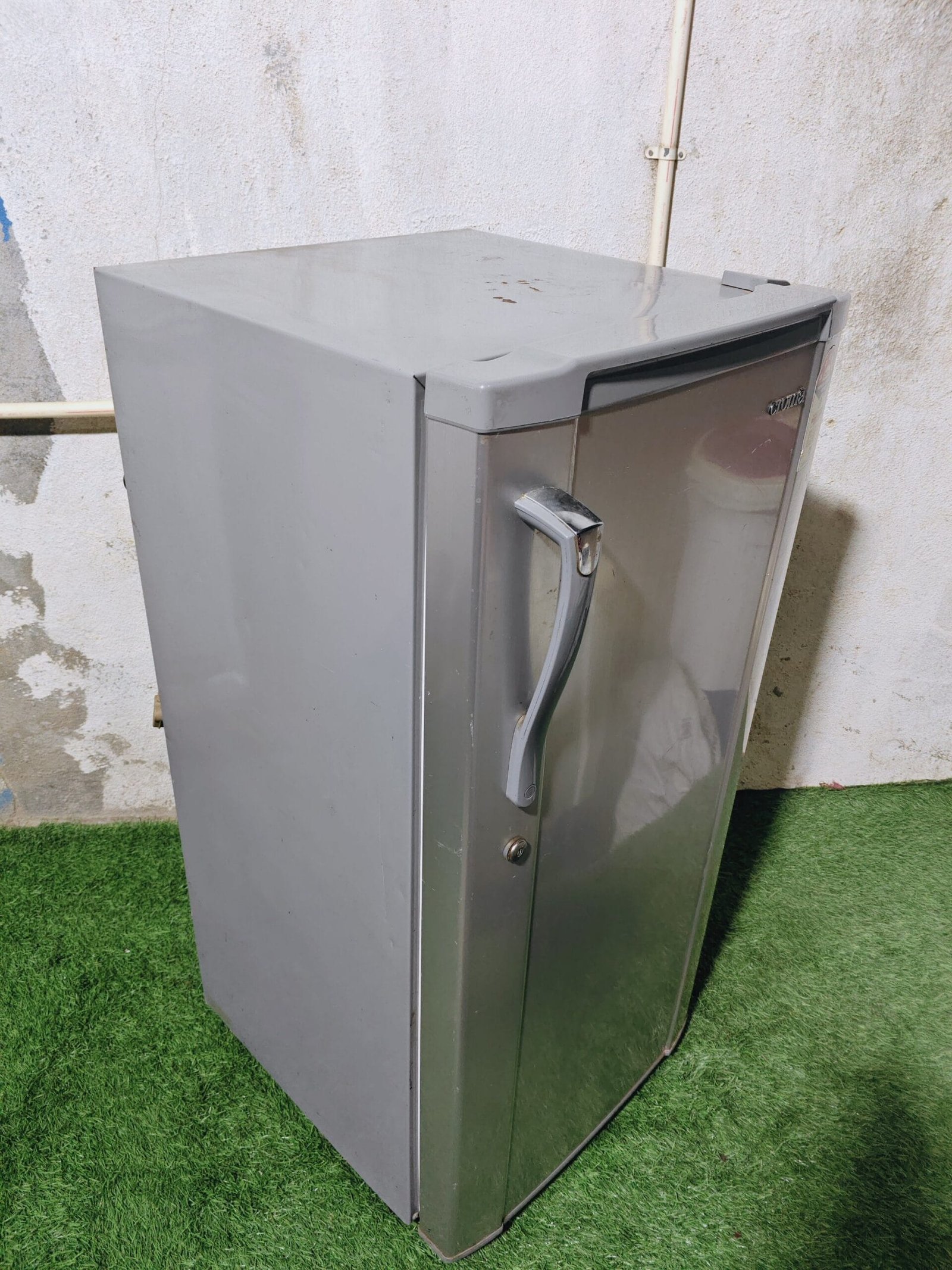 Croma 190 L Single Door Refrigerator – Silver/Steel Finish | Refurbished - Image 4