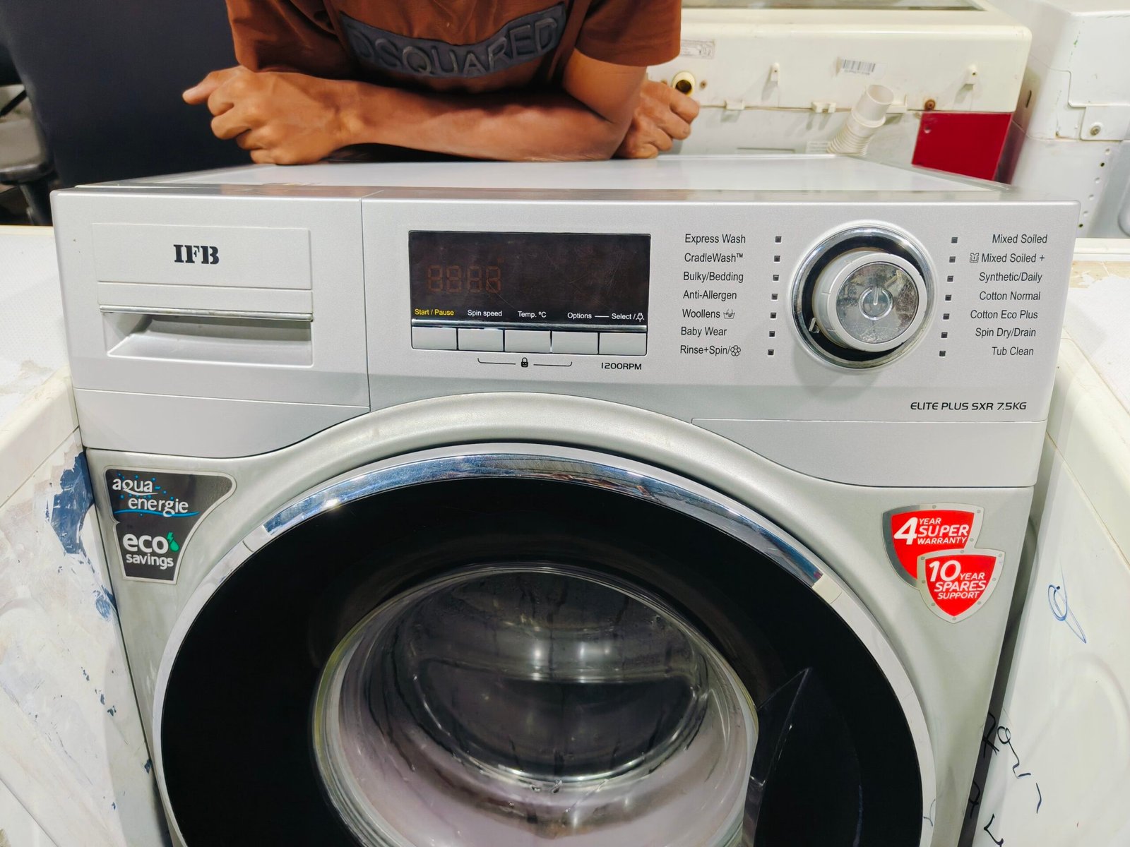 IFB elite plus aqua energy sxr 7.5 kg gently used fully automatic front load washing machine - Image 2