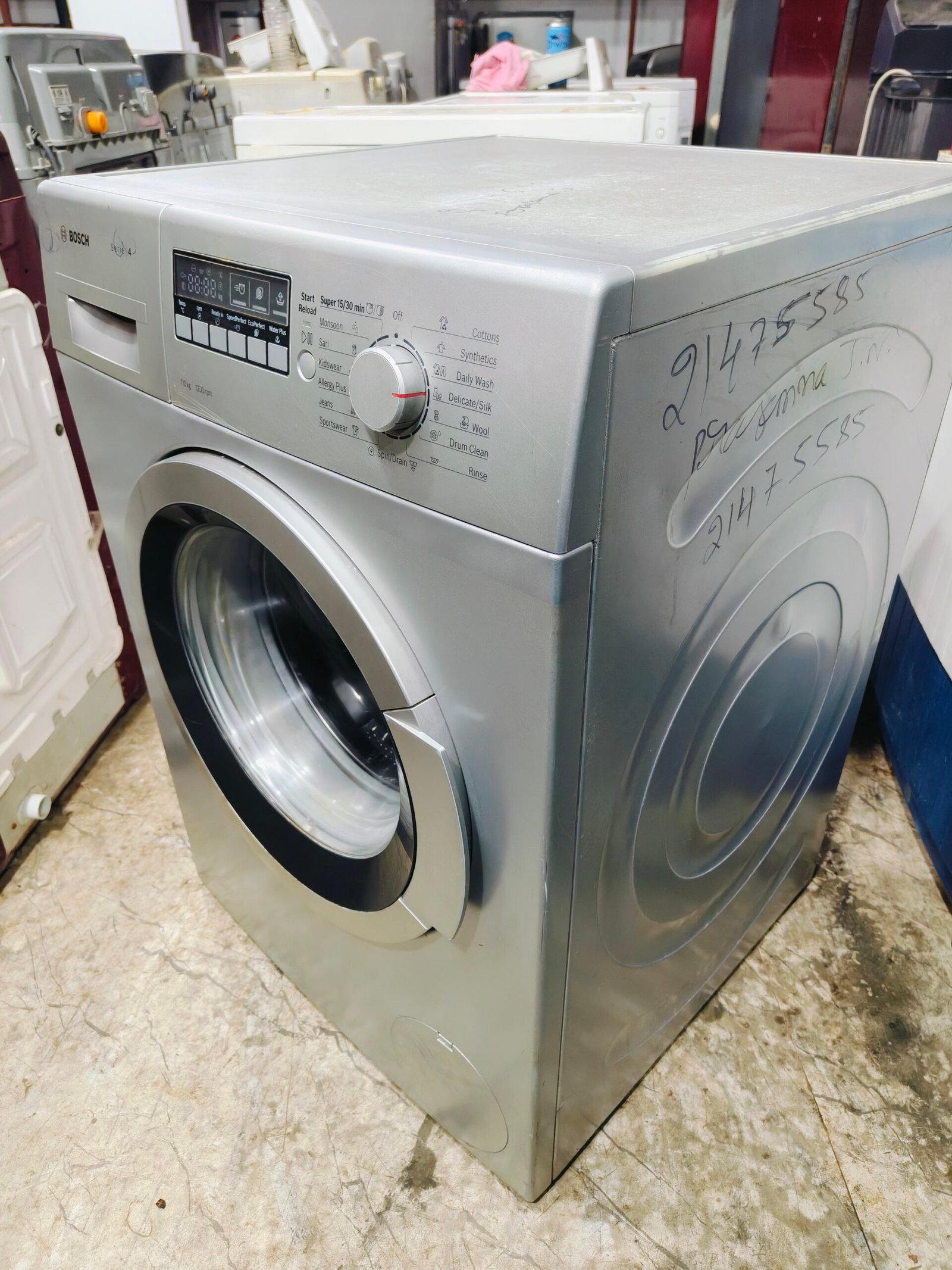 Bosch series 4 silver in colour 7 kg fully automatic front load washing machine - Image 6
