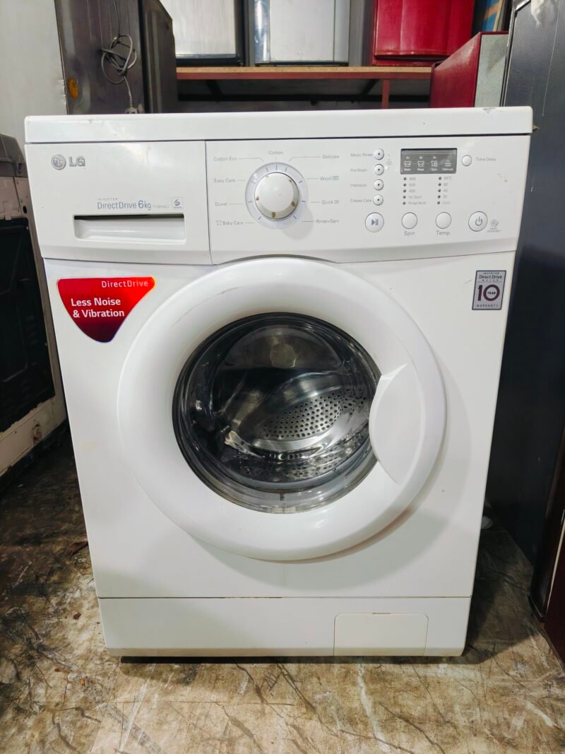 LG digital inverter direct drive 6 kg white in colour gently used fully automatic front load washing machine