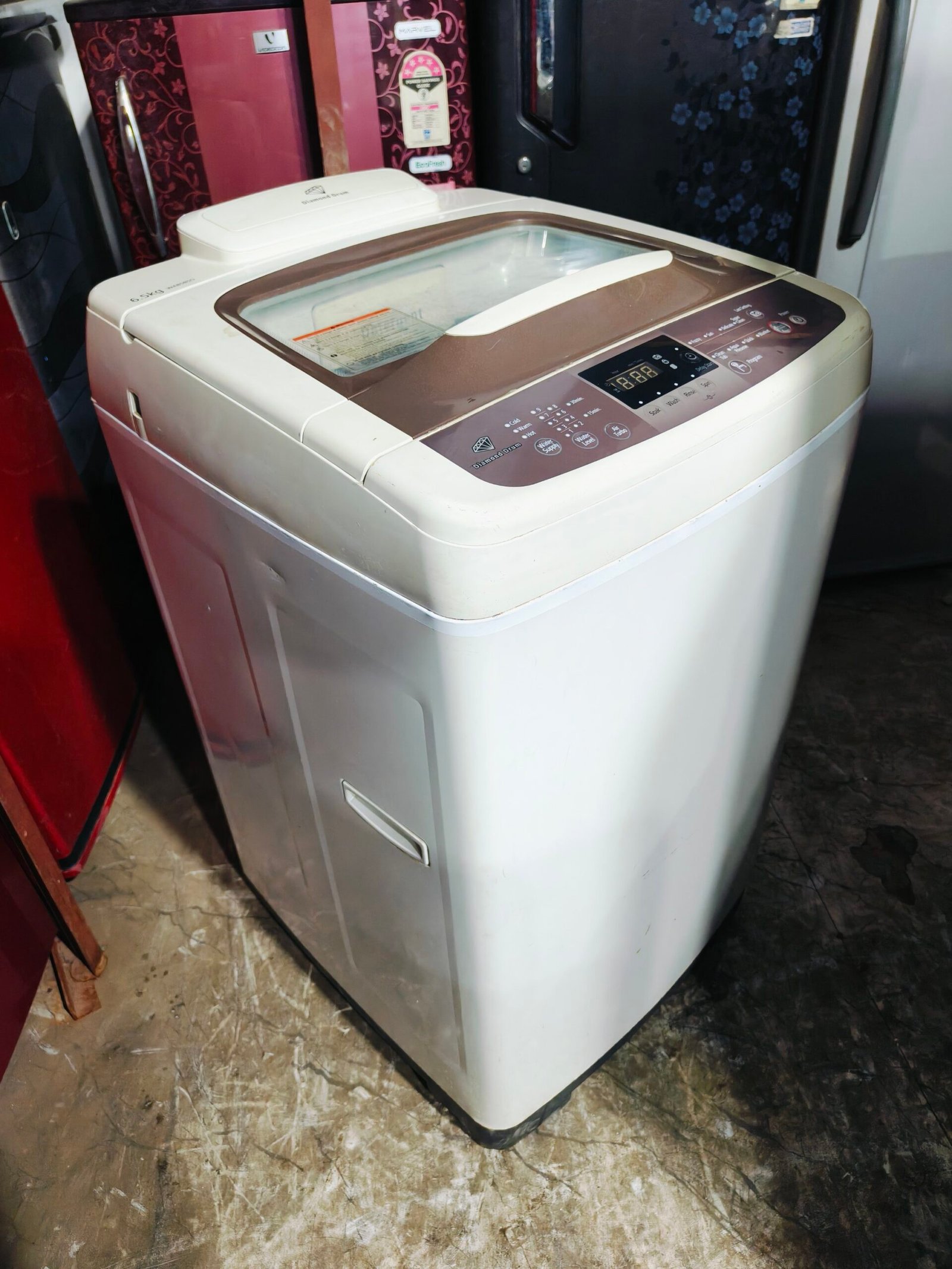 Samsung diamond drum 6.5 kg fully automatic gently used top load washing machine - Image 4